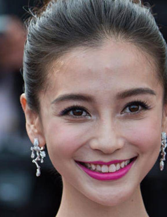 首先大家看到的就是angelababy,在很多人的心目当中angelababy一直都