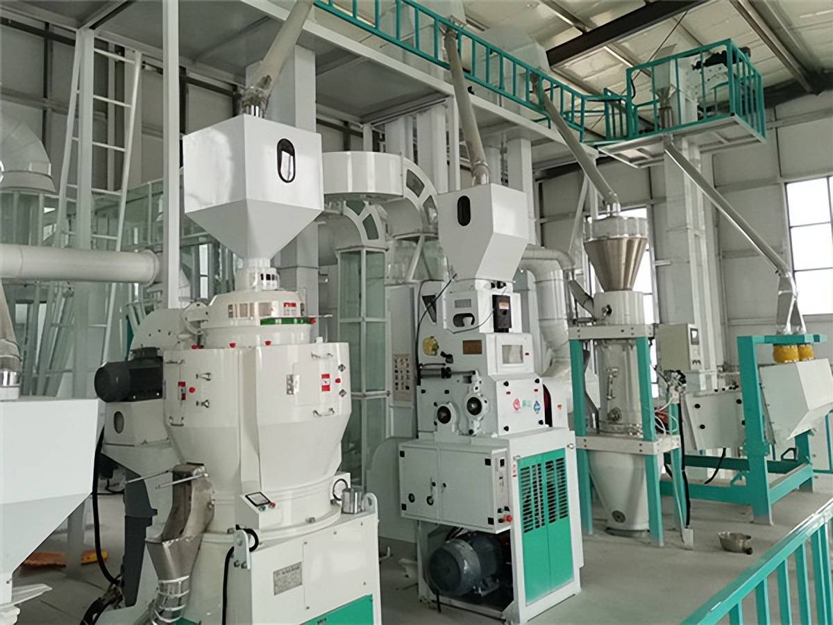 大米加工设备在工作中如果需要加工稻谷,那一定要保持机器干燥,如果