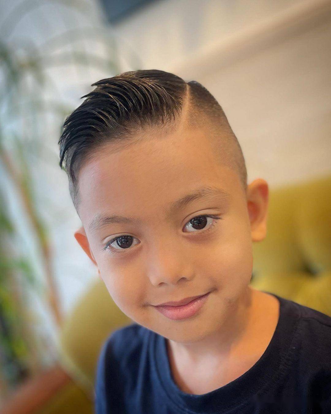 最帅气的小男孩发型19款很百变有型家有儿子的妈妈请收藏
