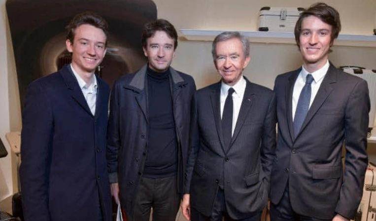 最惨首富lvmh ceo,一天损失近4亿,奢侈品行业遭遇最冷"寒流"_伯纳德