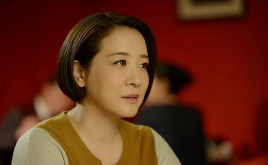优秀演员的她,与老公分居11年不分手,52岁"晚节不保"_陈小艺_艺术