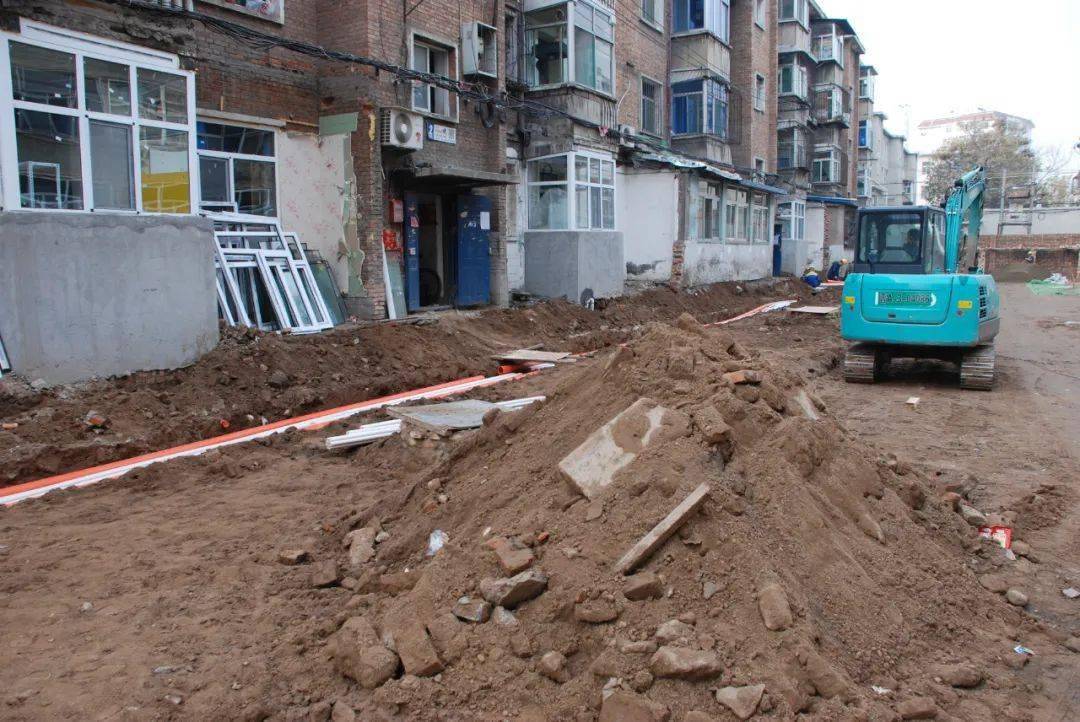 副市长程永平督导检查工地扬尘和非道路移动机械污染防治工作_施工