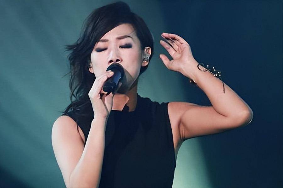 华语乐坛十大铁肺歌手,李佳薇高音被投诉,甄妮林子祥满满的回忆