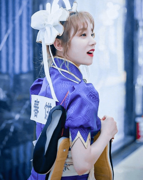 同样是cos"春丽",当宋雨琦撞上程潇,可爱在性感面前不堪一击_发展