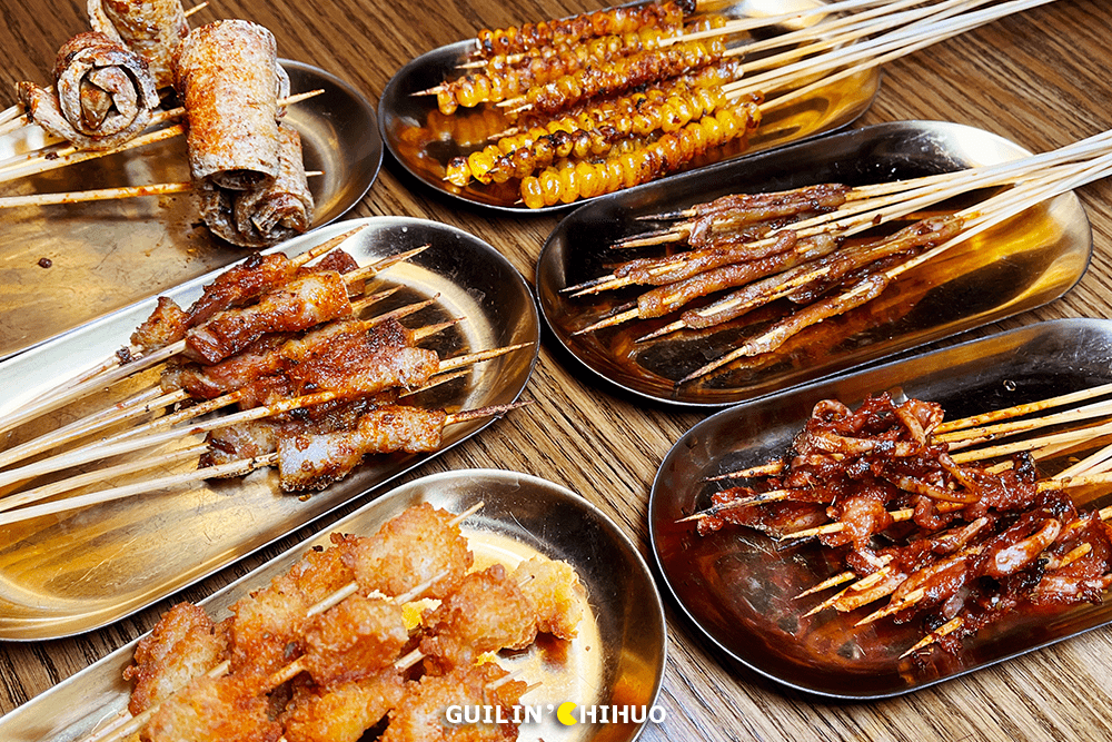 9抢肥肠鲜杂热卤锅 65串烧烤拼盘 招牌砂锅粥 漓泉小98*6/香果特饮*2