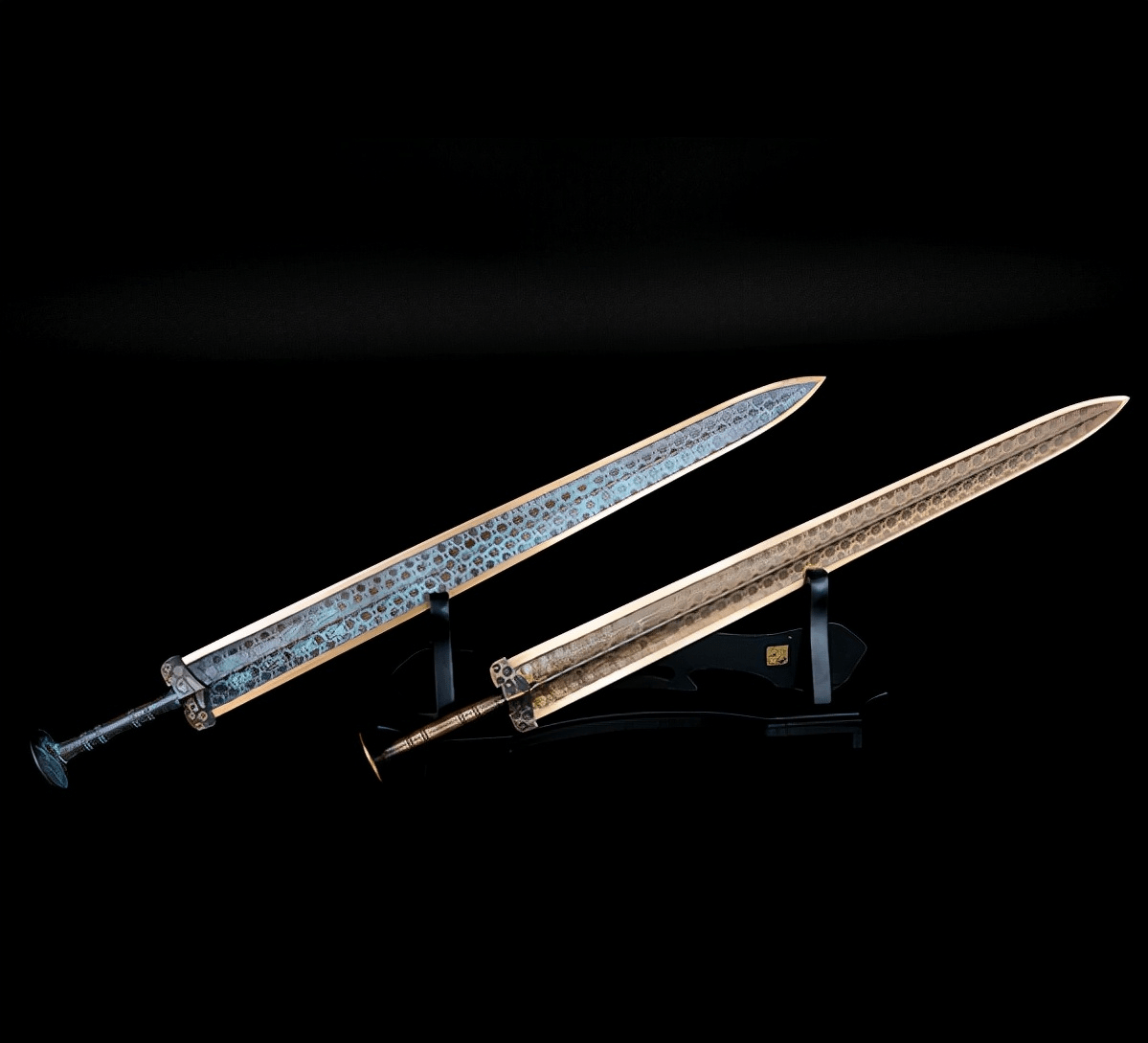 故事:柔弱书生怪梦中偶得古剑,终练成绝世神剑杀敌报国竟成大英雄!