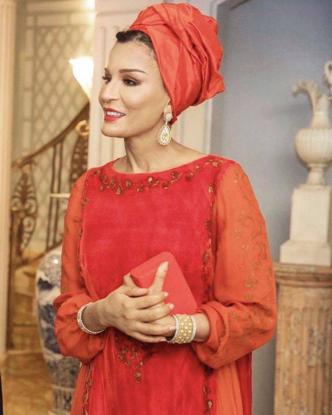 莫扎_投资_王室