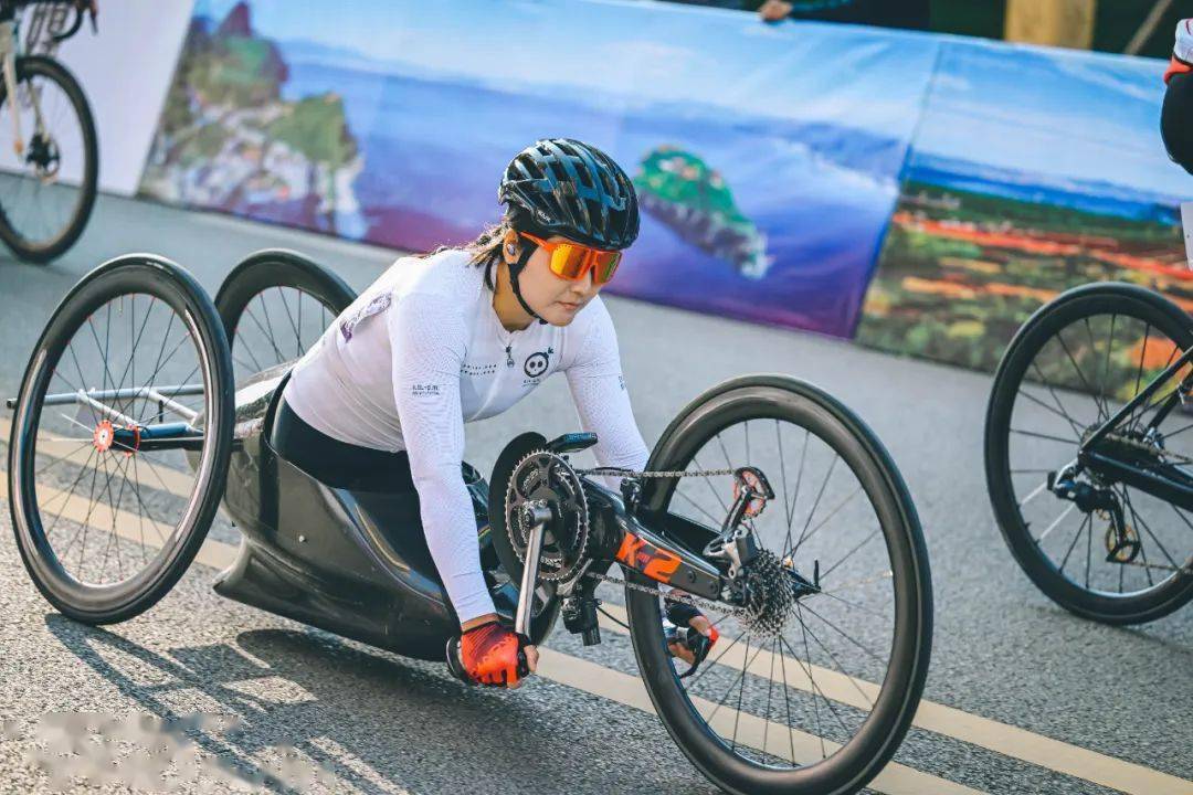残疾人运动员诠释"全民的格兰芬多"_自行车_参赛_选手