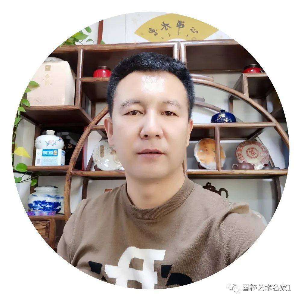个人简介王彦平:笔名(明月)男 出生于陕西省府谷县陕西祥业能源煤化