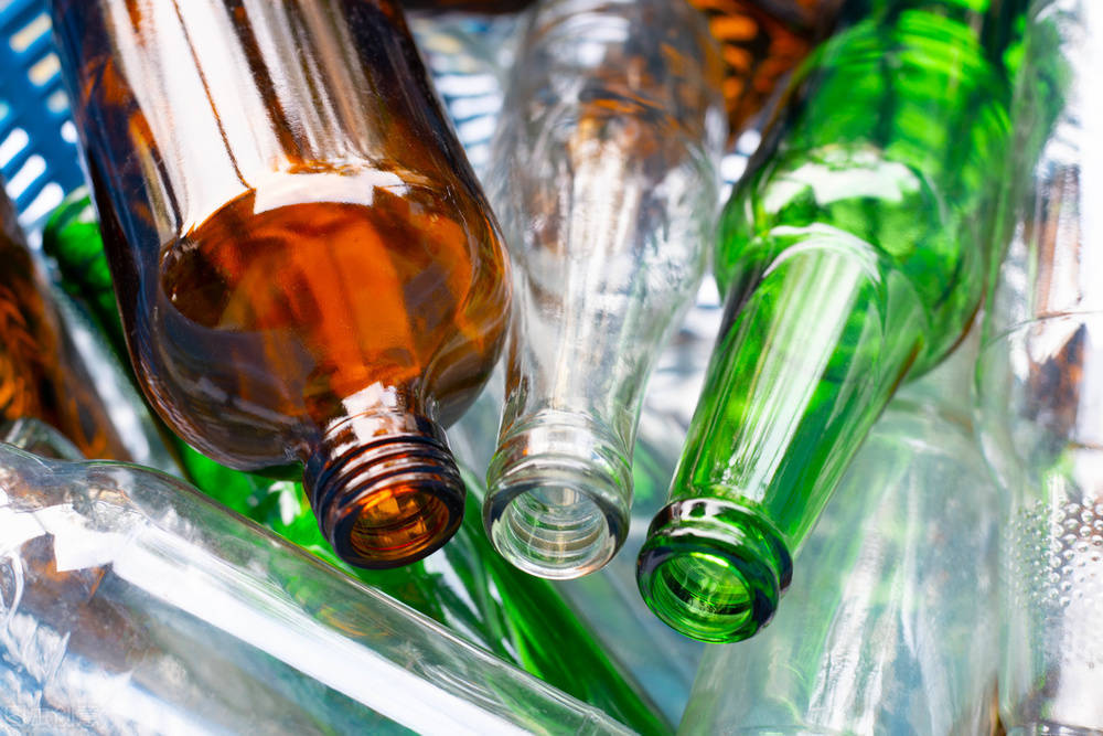 回收一吨废玻璃,能节省多少资源?_垃圾_污染_的成本