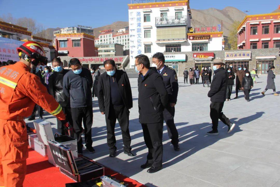 夏河县隆重举行"119"消防宣传月启动暨乡镇消防工作站集中揭牌仪式