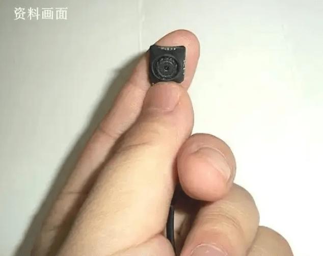 男子偷配钥匙在女同事家装摄像头,录下300多条隐私视频被判刑!