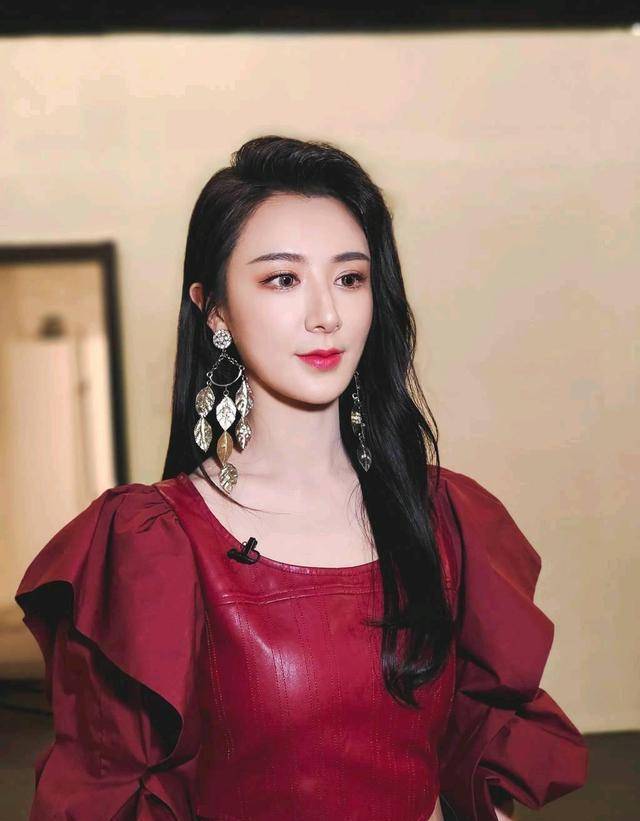 "带货女王"薇娅,用了20年逆袭人生,她的成功可以复制吗?