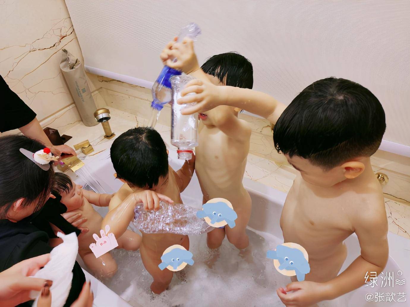 张歆艺出差回家后,袁弘的地位变了:四坨爱妈妈不爱爸爸了