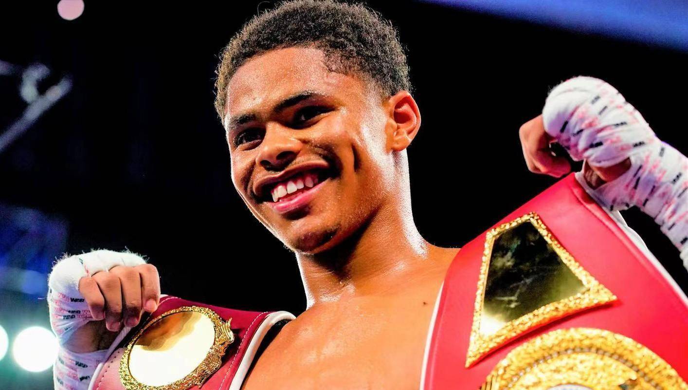 拳击冠军史蒂文森面临严峻考验,wbc请他对抗"斗牛犬"克鲁兹_比赛_德文