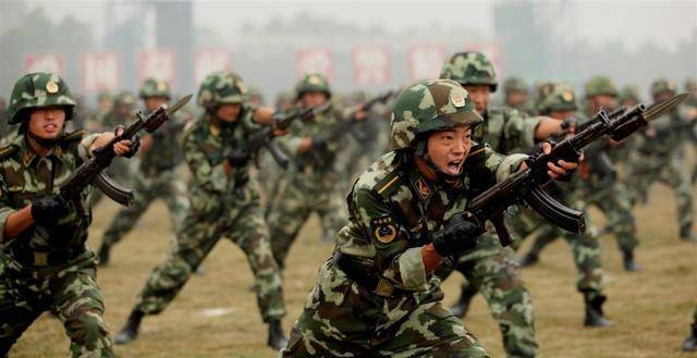 师级作战单位人数:印17000人,越9000人,中国是多少?