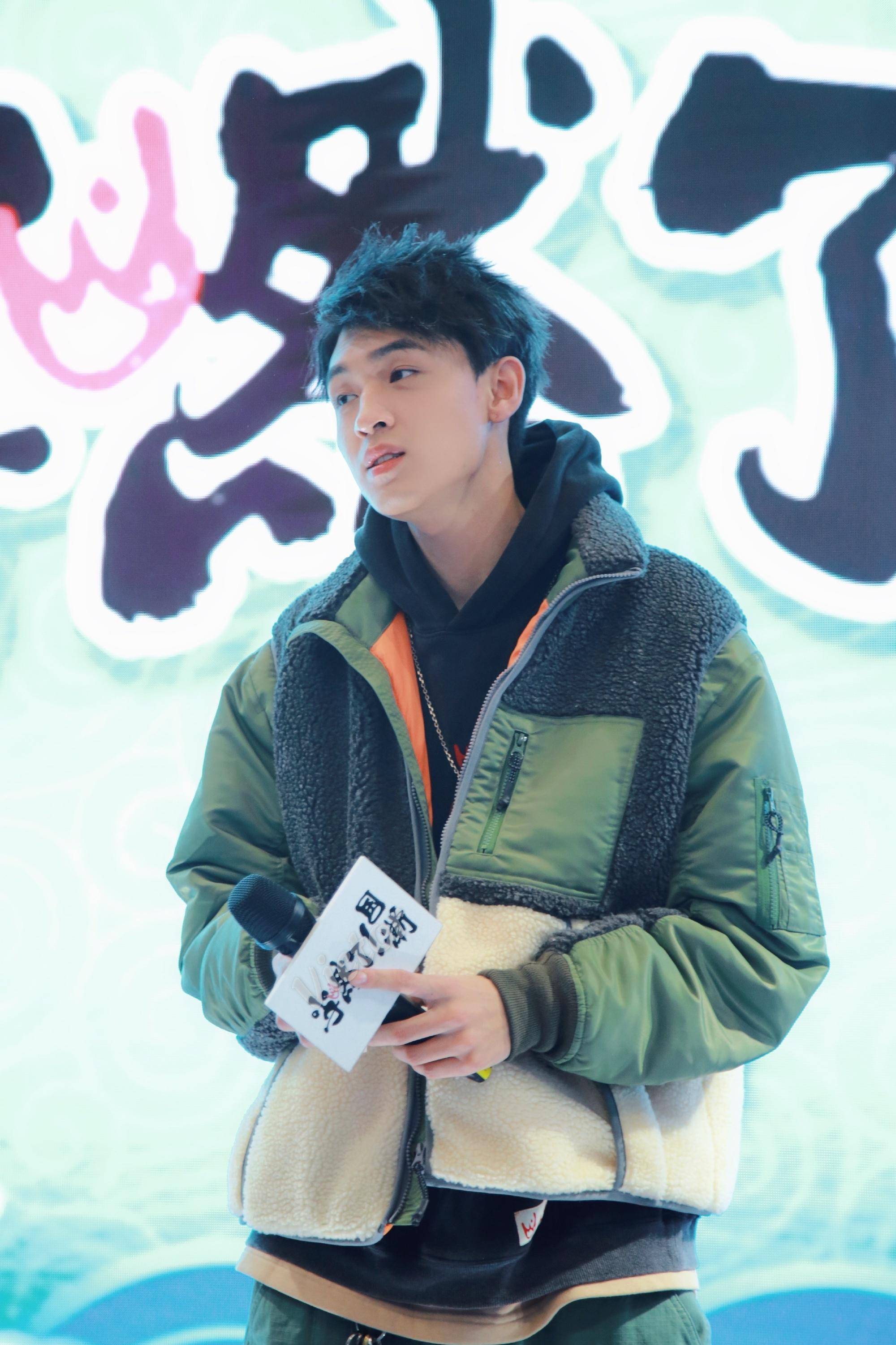 相声新秀搭配过气女爱豆,怪不得粉丝不愿意_郭德纲_对比_鞠婧祎