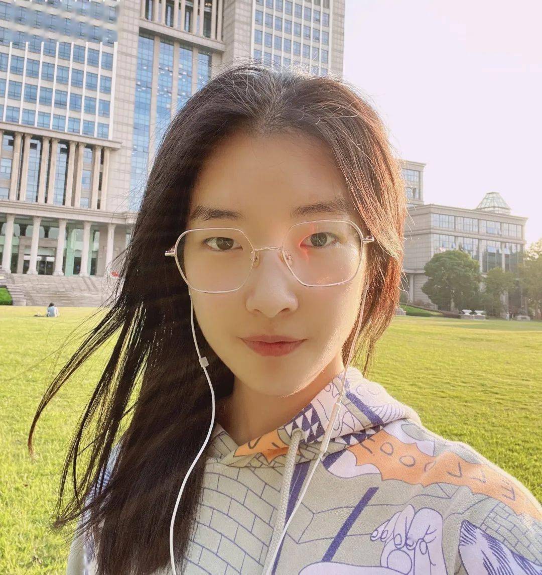 "求进"青年丨复旦大学卢可馨:越努力,越幸运_生活_效率_社团