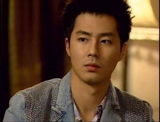 赵寅成:全智贤心中男神,却惨遭金敏喜抛弃,如今41岁仍孤身一人