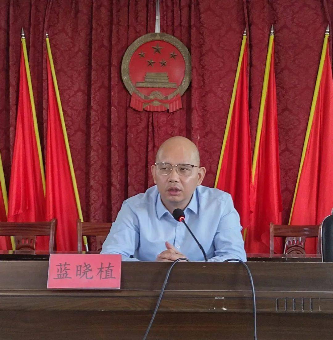 蓝晓植强调一是要一边倒全力抓好巩固拓展脱贫攻坚成果工作,对照工作