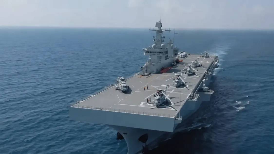 第3艘075两栖舰亮相!