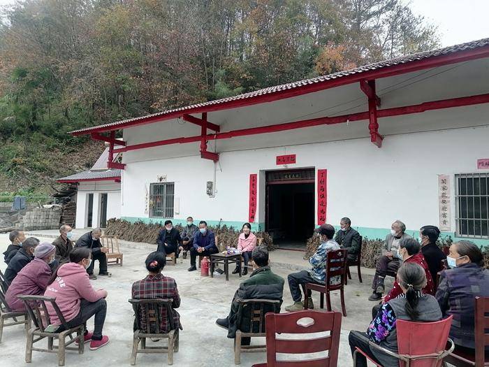 安康市平利县广佛镇:"院落会"走村入户宣传平安建设
