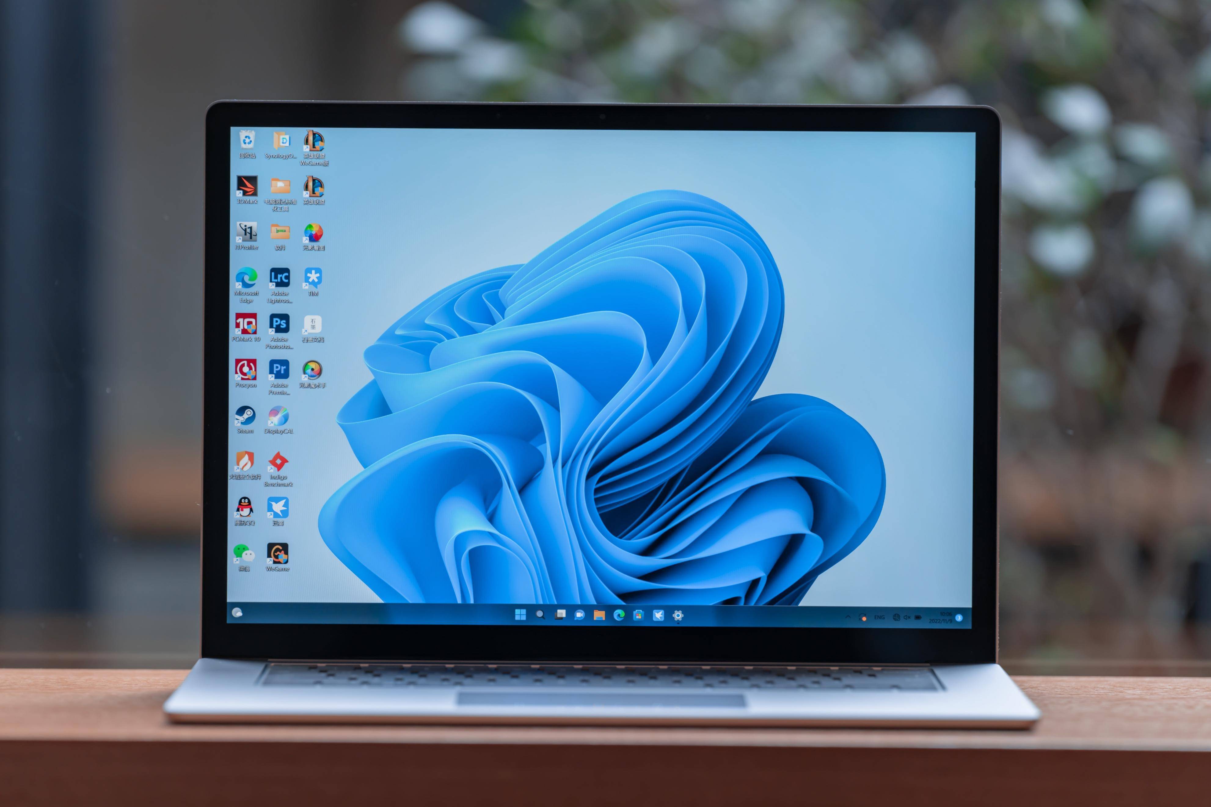 Surface Laptop 5 详测：模具延续经典，配置常规升级，性能表现亮眼