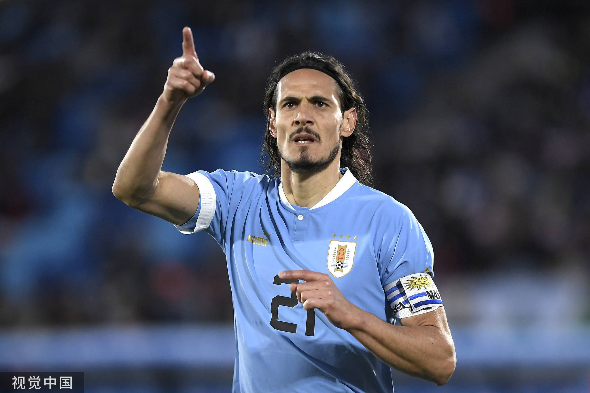 卡瓦尼(乌拉圭)不同于苏亚雷斯,35岁的卡瓦尼仍然活跃在五大联赛.