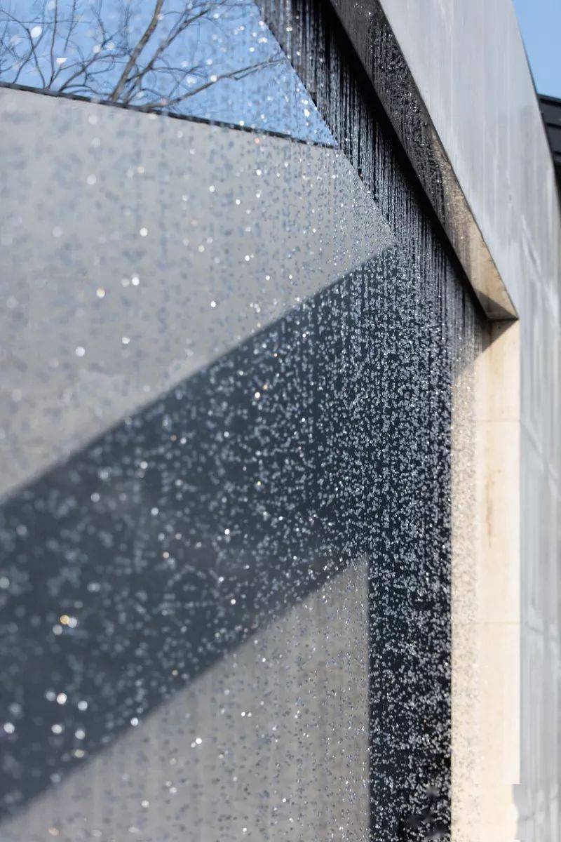 景观水帘,也是一种浪漫_设计_水景_做法