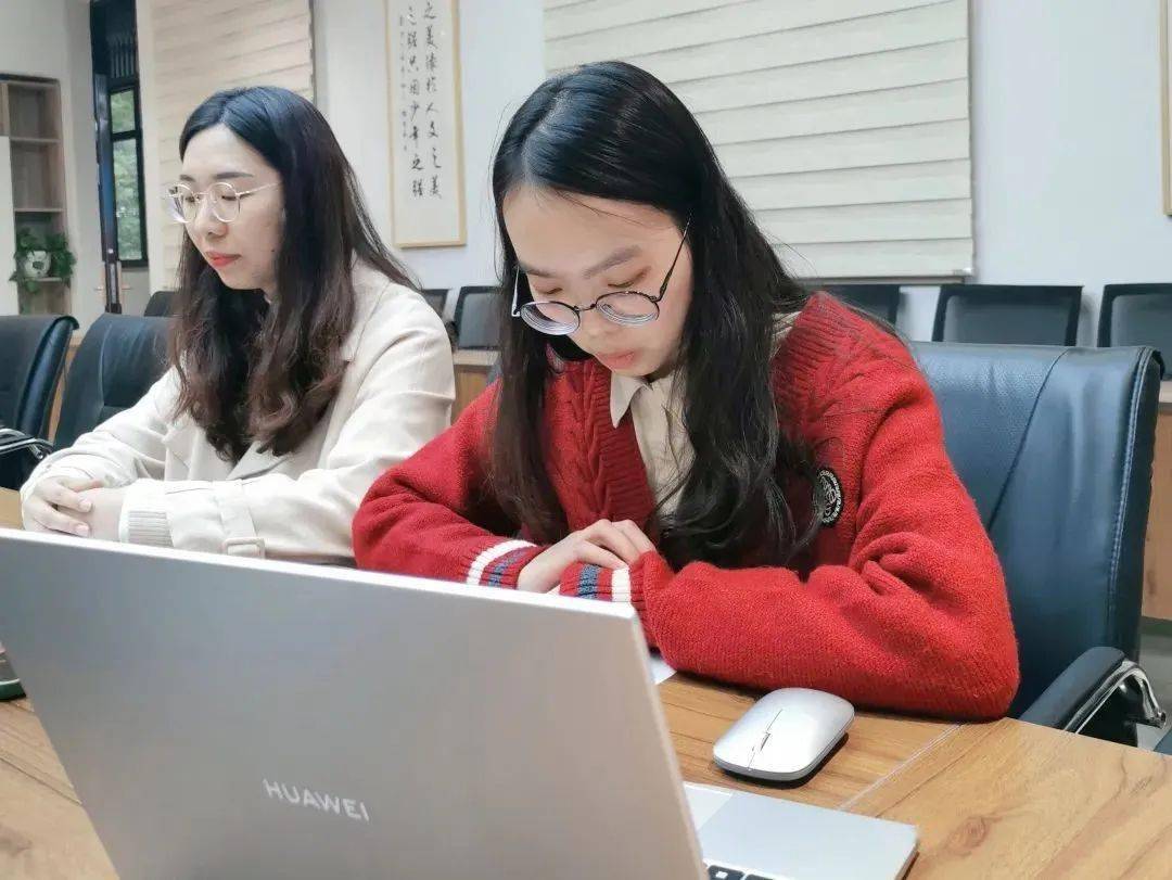 育秀实验学校朱佳妮老师执教《记叙文内容梳理》,王煦彦老师执教