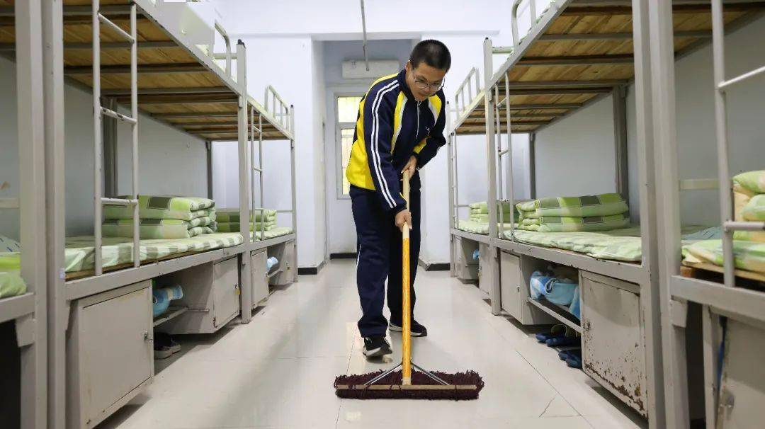 生活即教育内务见习惯滨湖志臻宿舍内务大比拼敢来挑战吗