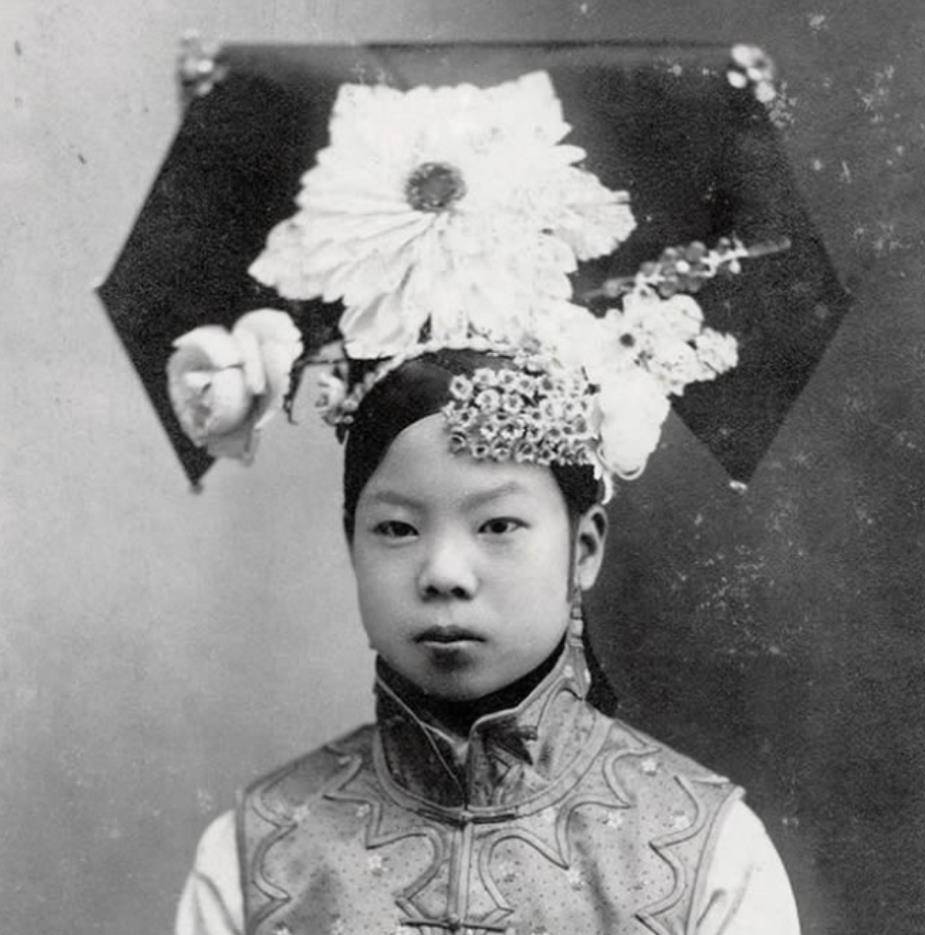 末代皇妃文绣:一个和皇帝离婚的女人_搜狐网