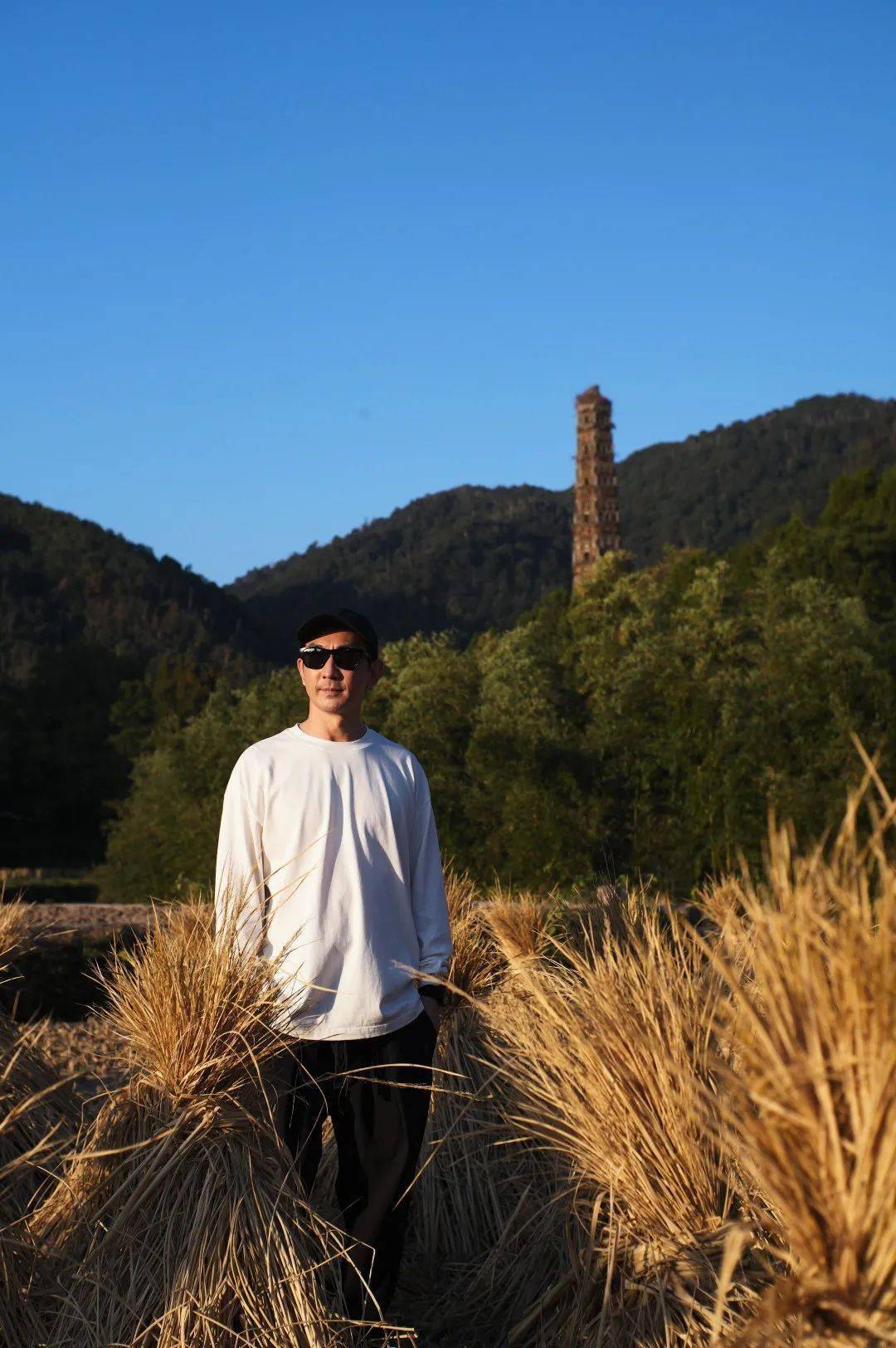 这次也非常荣幸地请到了sunday zoo的发起人李灿森来看看他讲述的