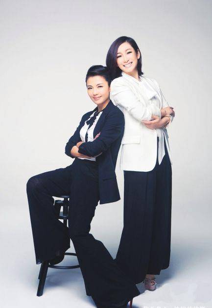 41岁刘涛出镜卖房,学刘敏涛跳女团舞,被疑和老公婚姻的她为了蹭热