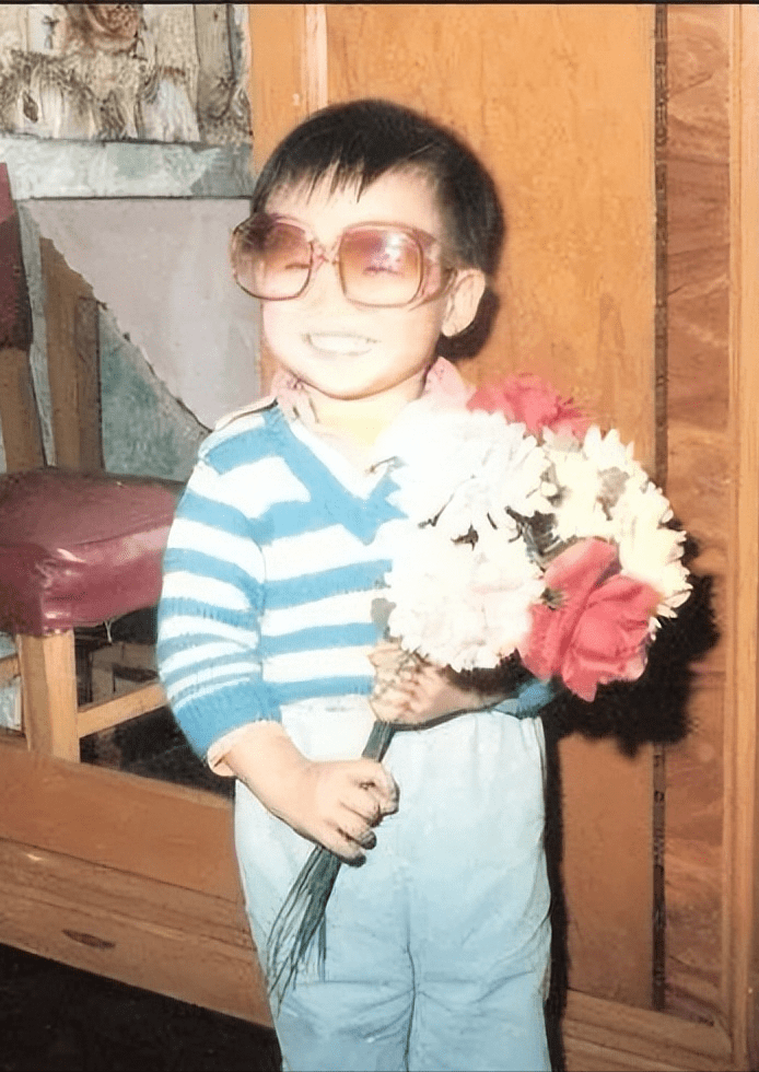 胡彦斌:因自卑造假学历,征婚无人看中,放弃"北漂"只为母亲_梦想_爸爸