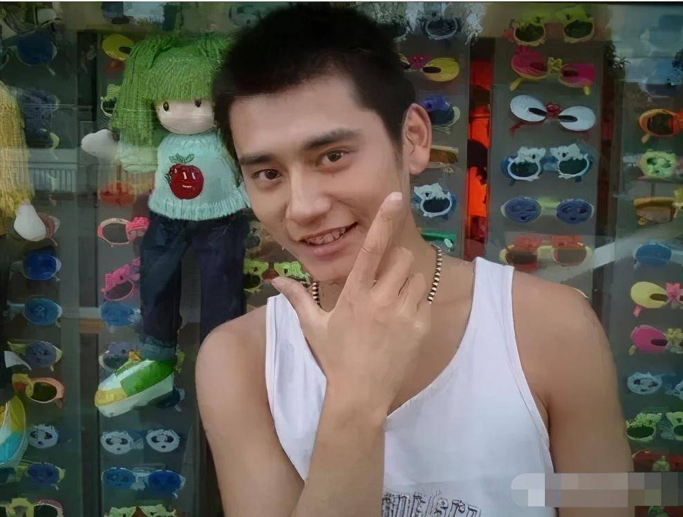 钱枫:实力演绎"一个头两个大",与王一博同框对比太强烈_因为_发展