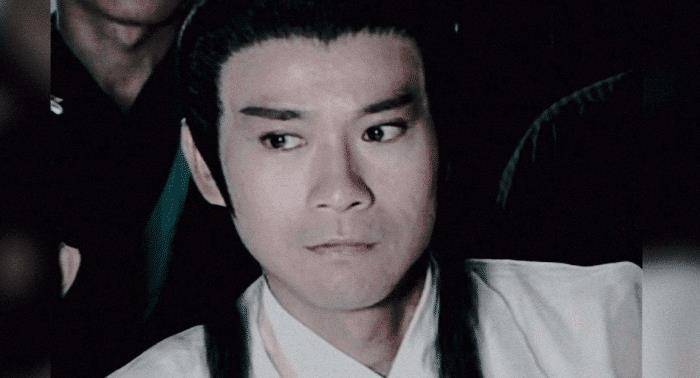 时隔40多年,72岁"张无忌"搂着72岁"赵敏",缘分弹指一挥间_郑少秋