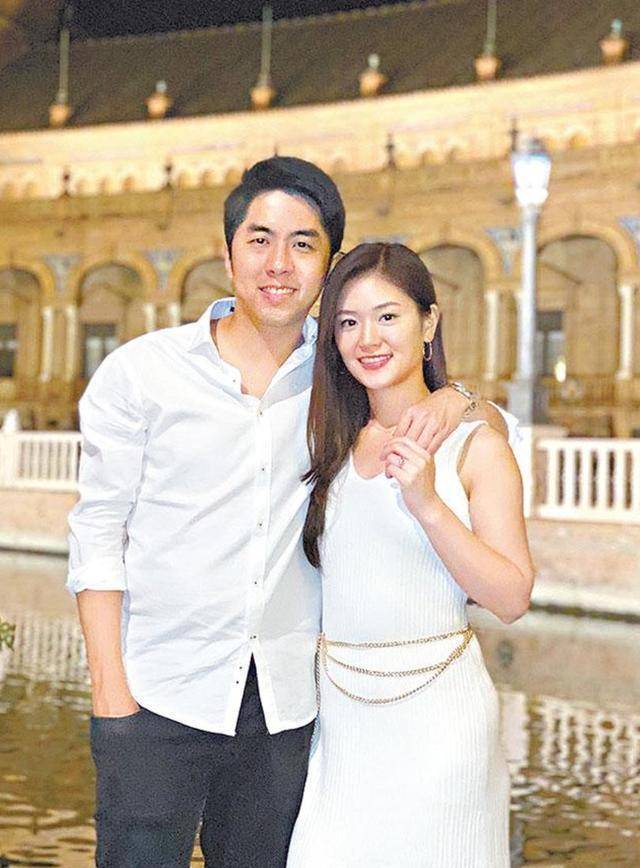 两人也是各自安好,一向被称为浪子不愿意结婚的曾国祥最终被王敏奕