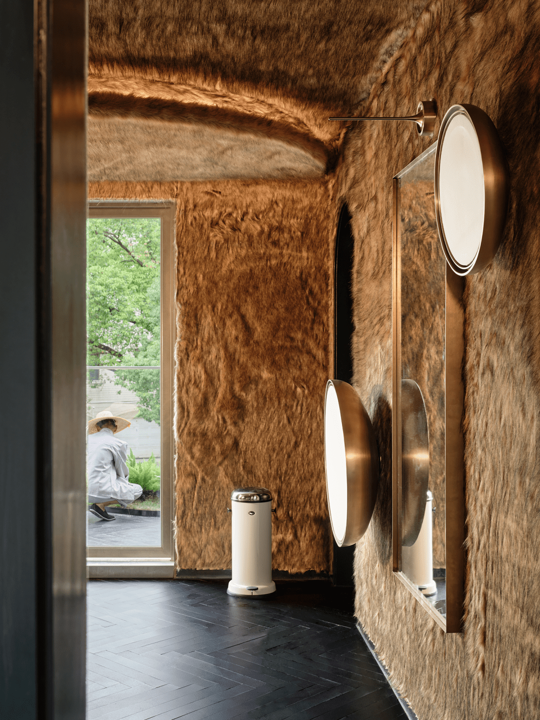 art主创设计|李文强设计团队|朱义云 熊俊 何迪 肖菲 吴亦成 范凯琪