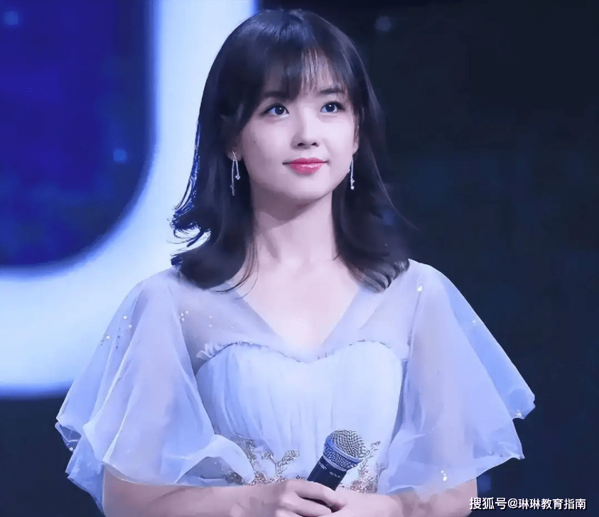 王冰冰回归后新节目首秀,终于露脸状态良好,却还是难逃诋毁之声_网友