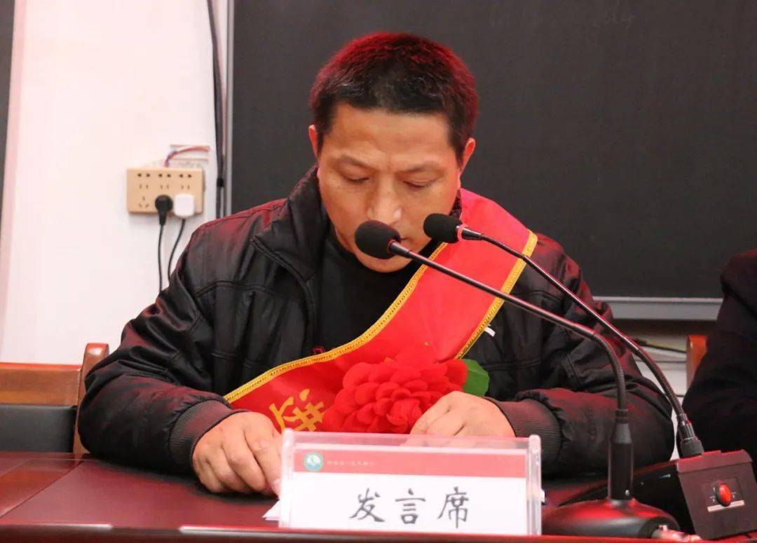 【郏县一高】在实情中抓新机 于紧要处谋新生——我校召开高三中段