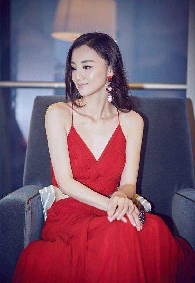 章龄之和薛之谦,胡彦斌,陈为民等都传出过绯闻,小编不禁感叹,章龄之