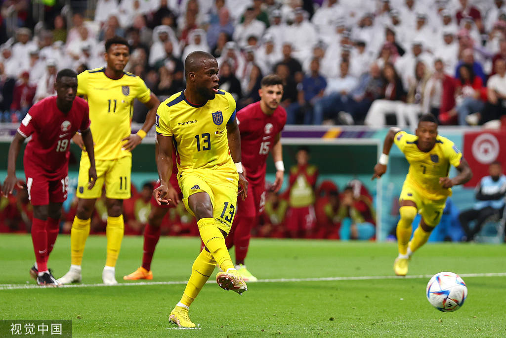 世界杯-瓦伦西亚梅开二度  东道主卡塔尔半场0-2厄瓜多尔 暂时落后