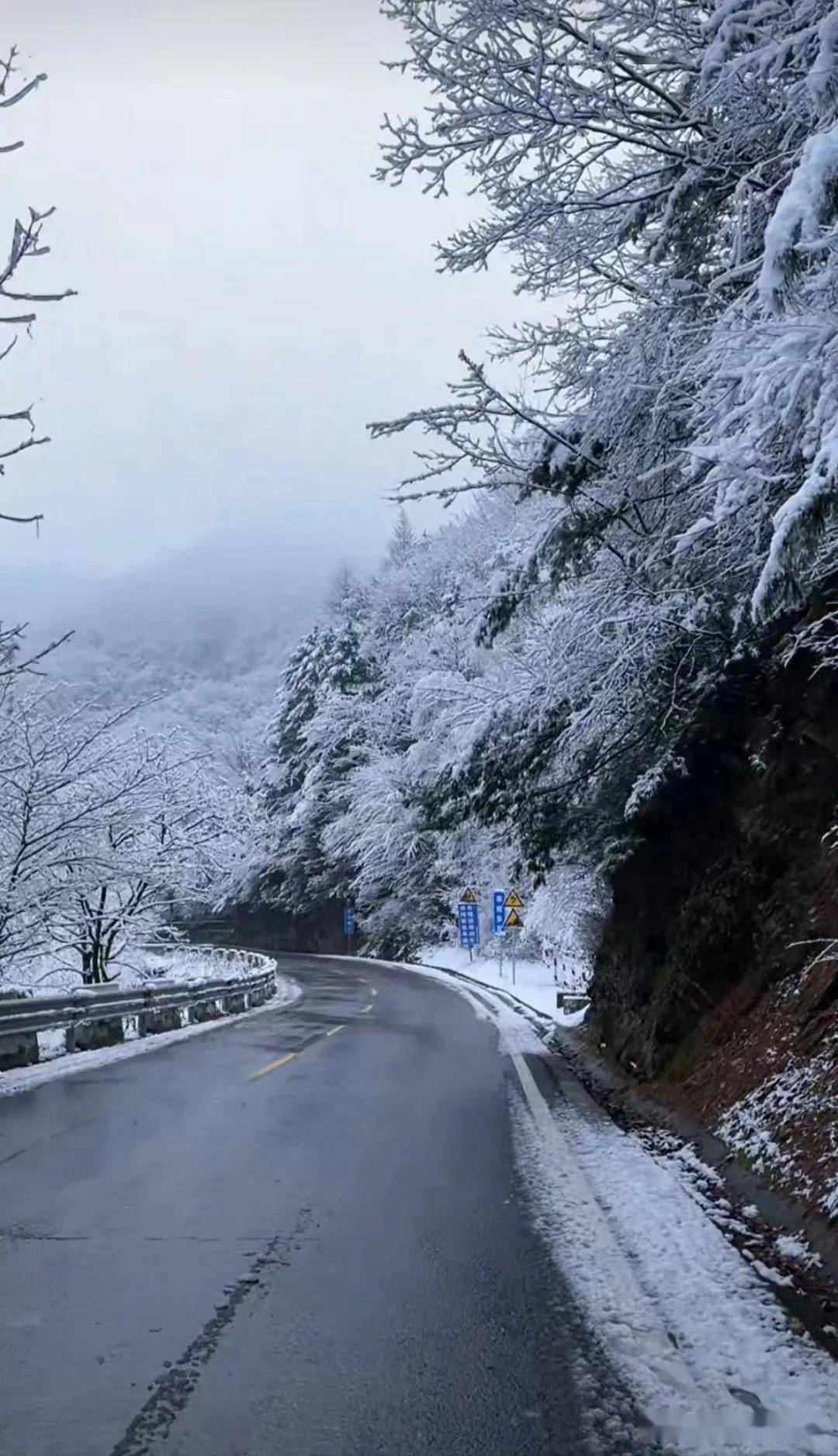 西安秦岭雪景图片