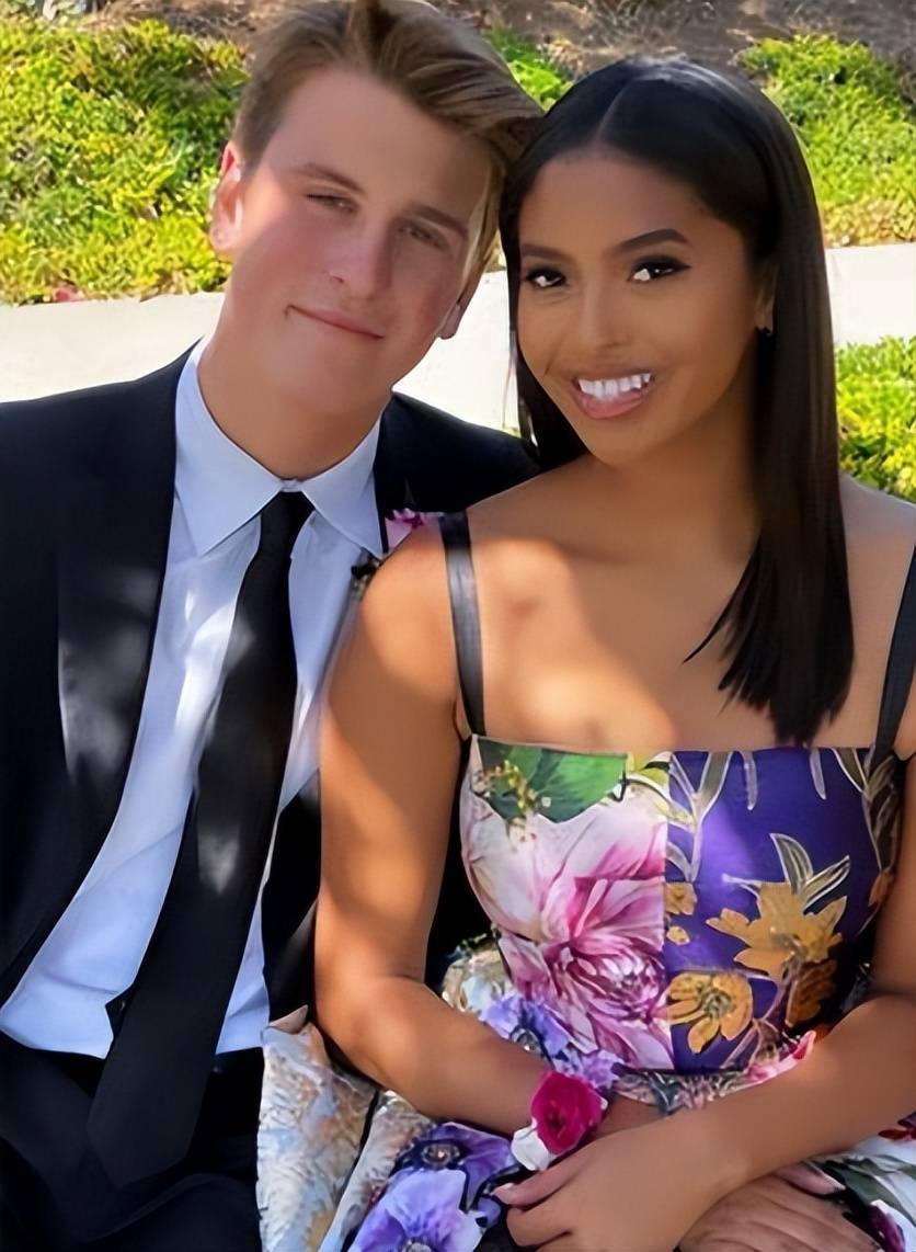 球迷纷纷喊话阿泰_娜塔莉_保护_瓦妮莎