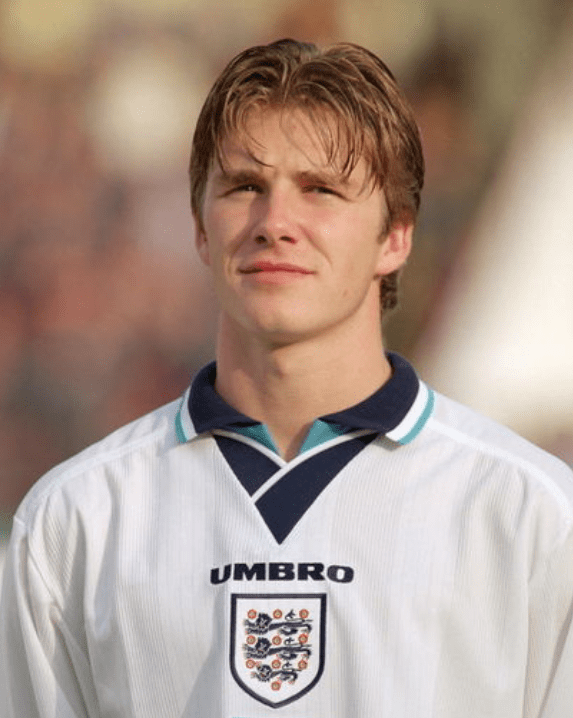 贝克汉姆多次偷欢,儿子们不争气,维多利亚总有三头六臂也难_小贝