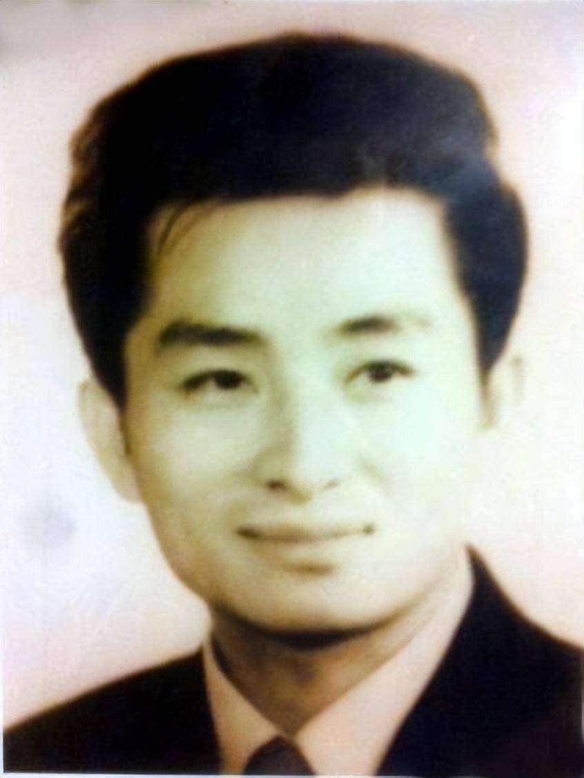 传奇张兰离婚35年：爱上摄影家，弟弟惨死，前夫单身有泪_汪则翰_儿子_母亲