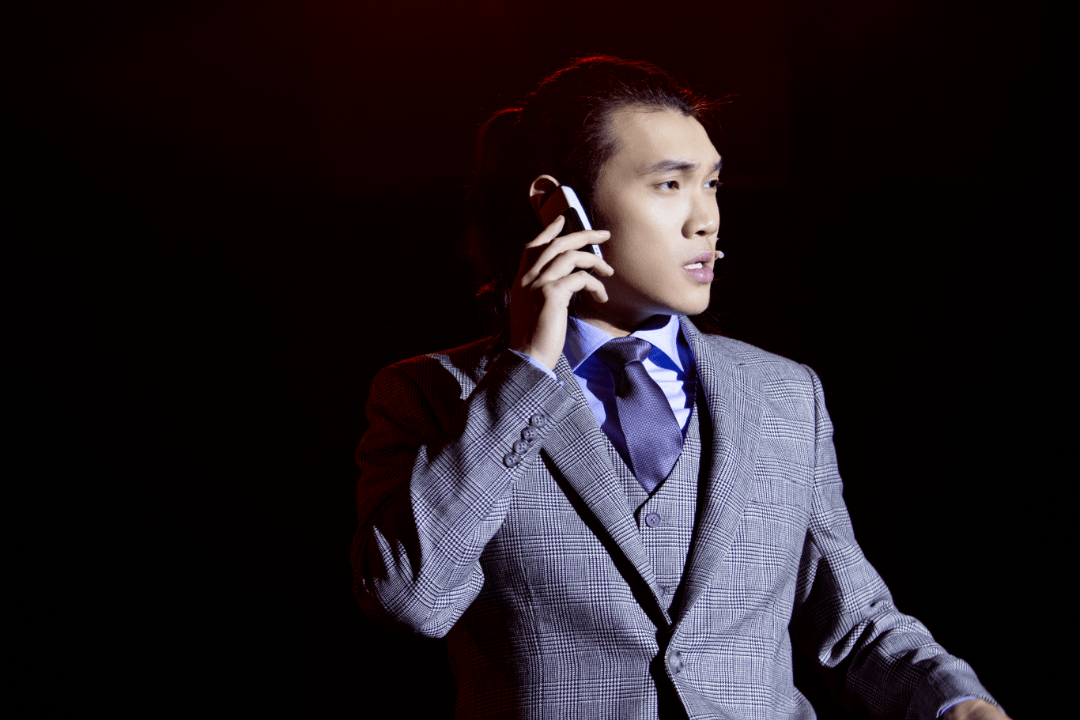 《两个人的谋杀》首演