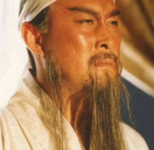 陆树铭再演"关二爷",64岁精神矍铄,披上战袍不怒自威_作品_角色_关羽