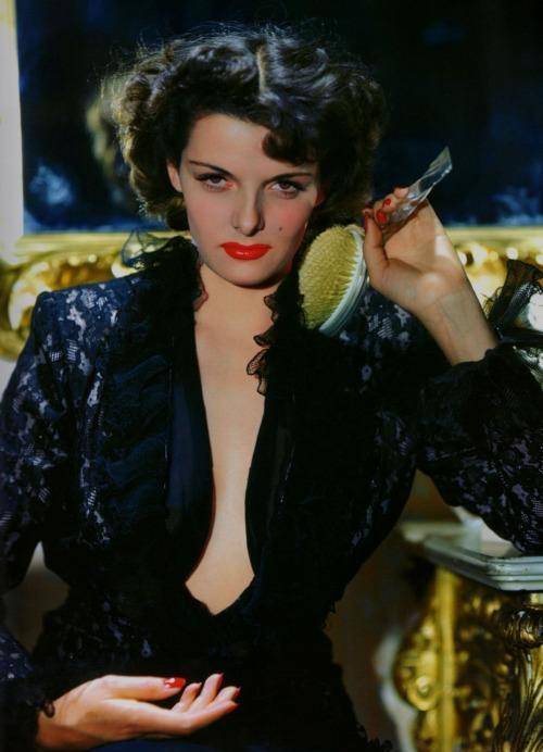 41岁成世界首富,交往上百位好莱坞绝色女星,他是钢铁侠原型_霍华德